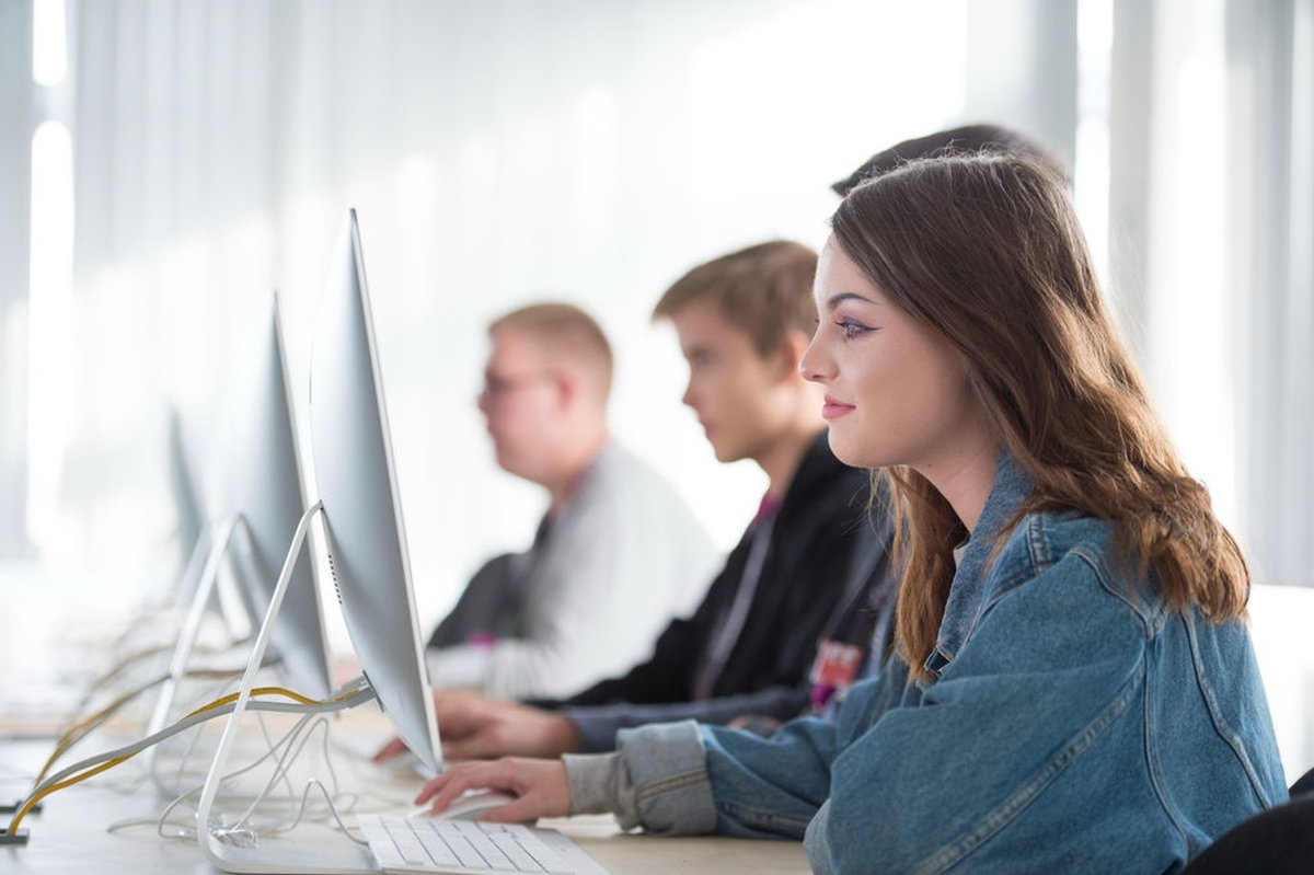Education photography by Jason Dodd Photography